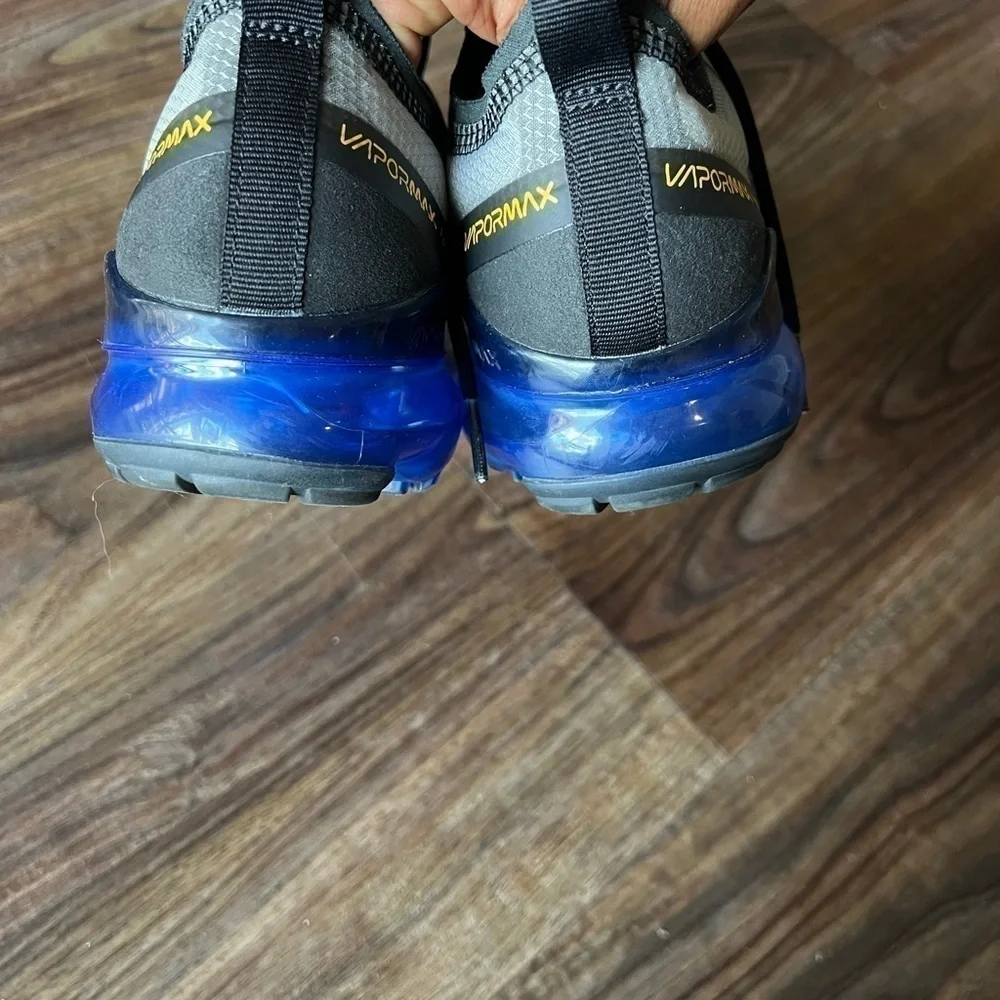 NIKE AIR VAPORMAX GS SIZE 8 Black/blue AQ2465-016 - Picture 10 of 11